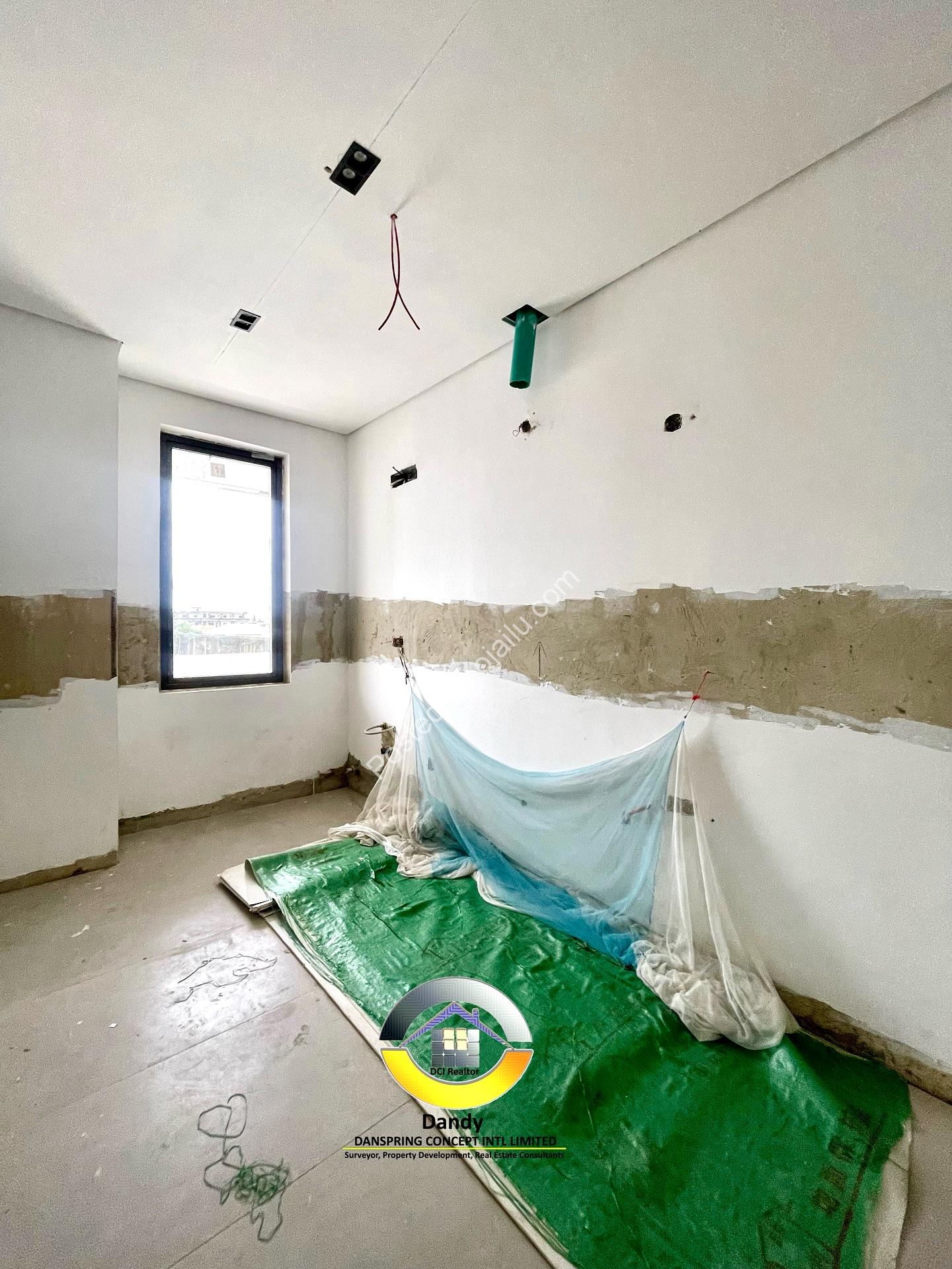 Brand New 3-Bed Oniru Apartment with BQ: N700M