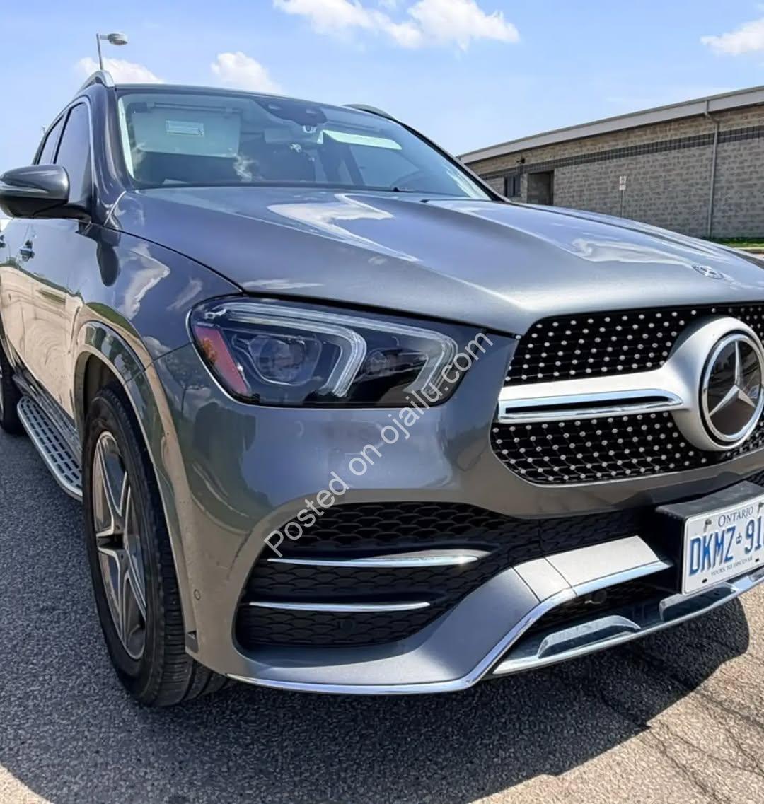 2020 Mercedes GLE350 – Panoramic Roof, Massage Seats, 75M