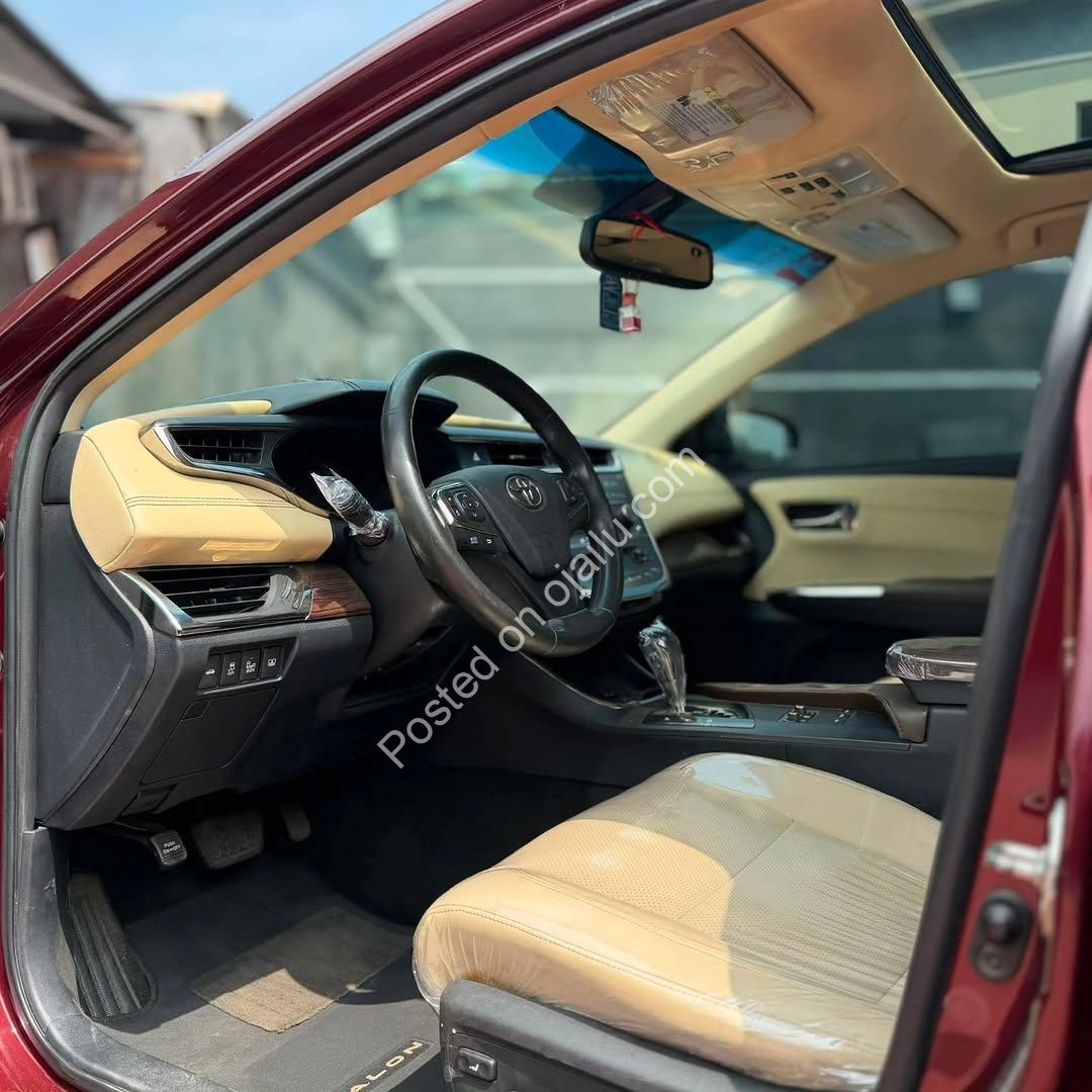 “Immaculate 2013 Toyota Avalon – Full Options, Toks Standard!”