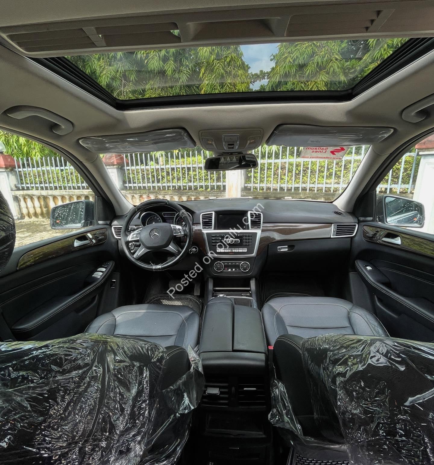 2015 Mercedes ML350: Luxury SUV, Sunroof, 17.8M Only!