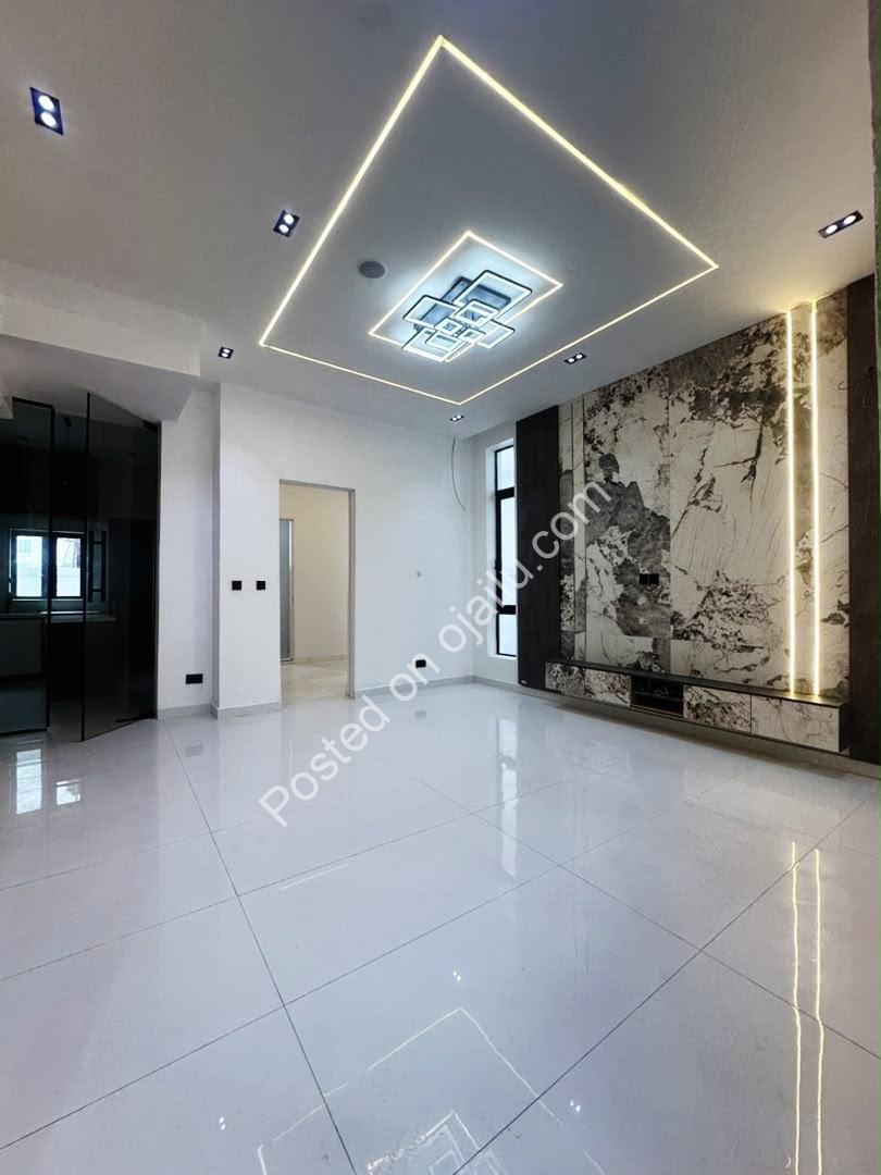 Brand New Ikota 4-Bed Duplex: ₦180M
