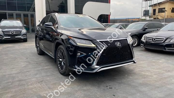2017 Lexus RX 350: First-Class Luxury Awaits You