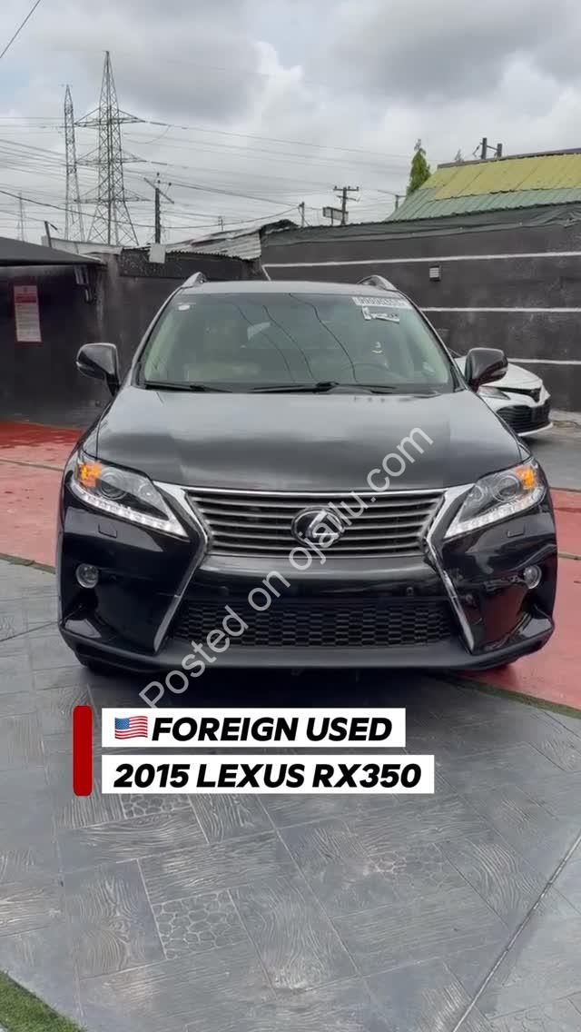 Accident-Free 2015 Lexus RX350: Luxury & Safety