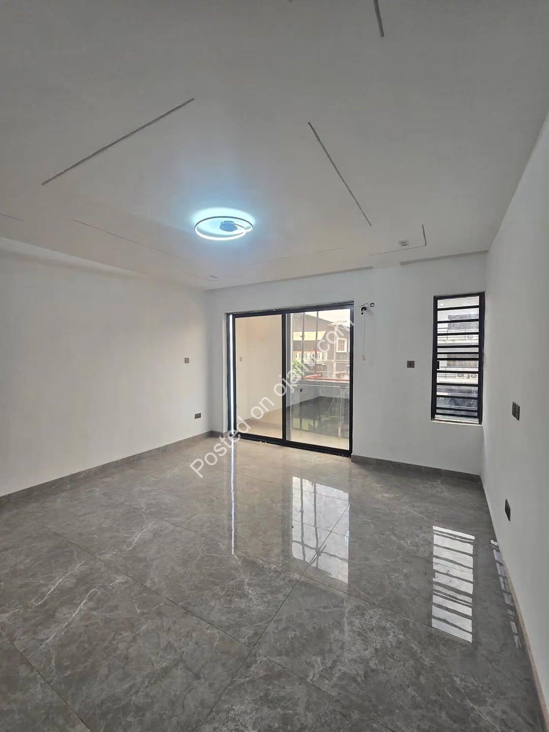 2-Bed Masterpiece: Ensuite Luxury in Yaba