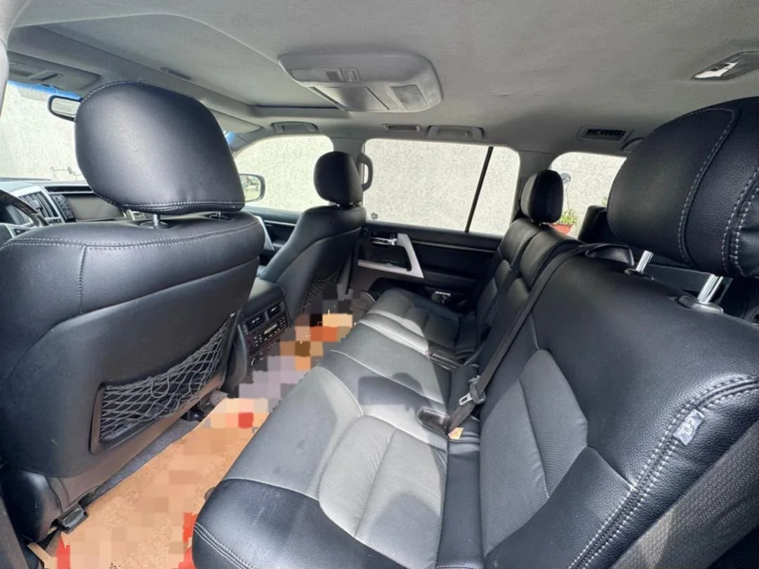 Barely Driven: 2013 Land Cruiser, 90k Miles