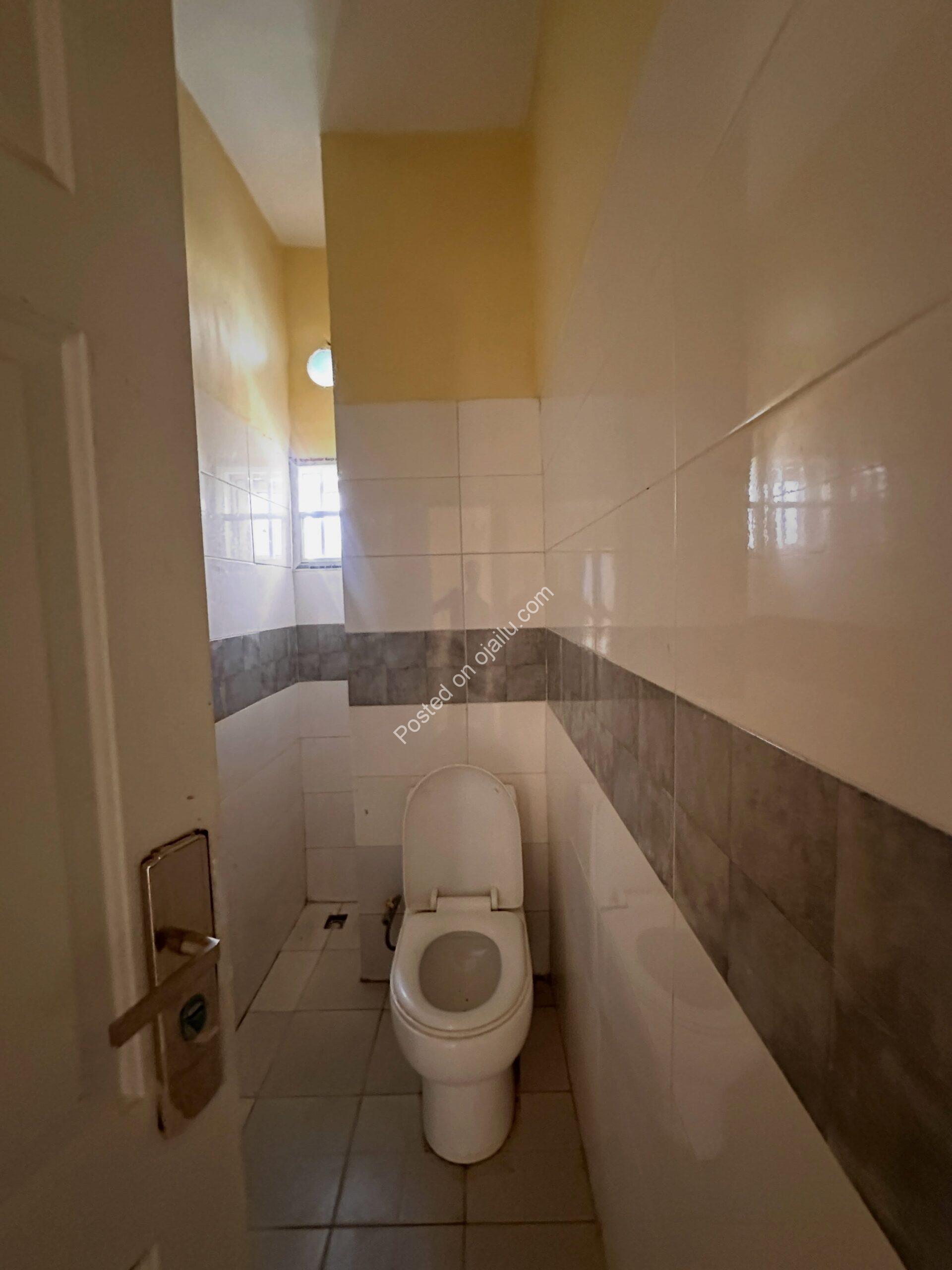 Brand New 2-Bed + En-Suite in Gwarinpa