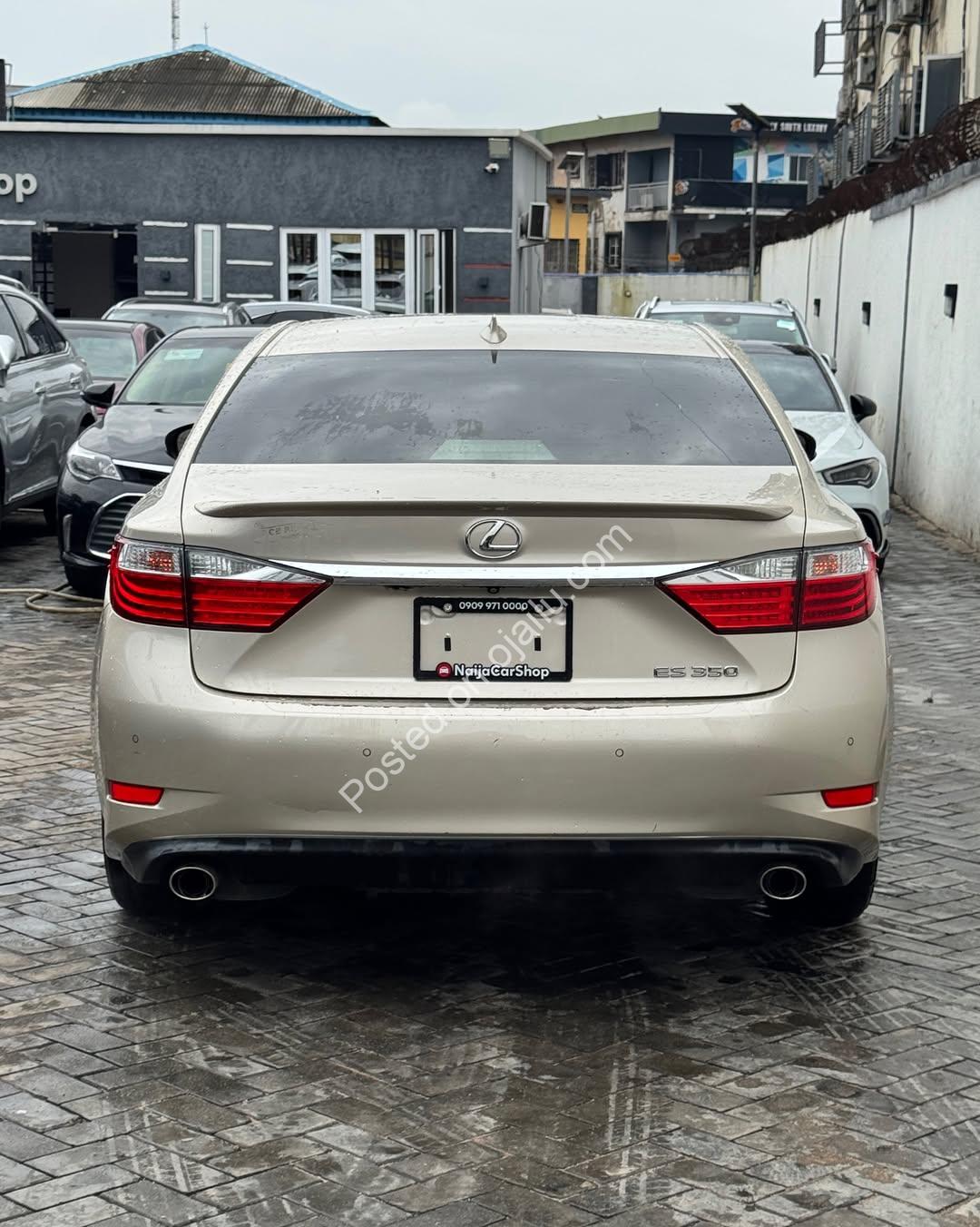 Lexus ES350: Luxury, 55k Miles, Pristine!