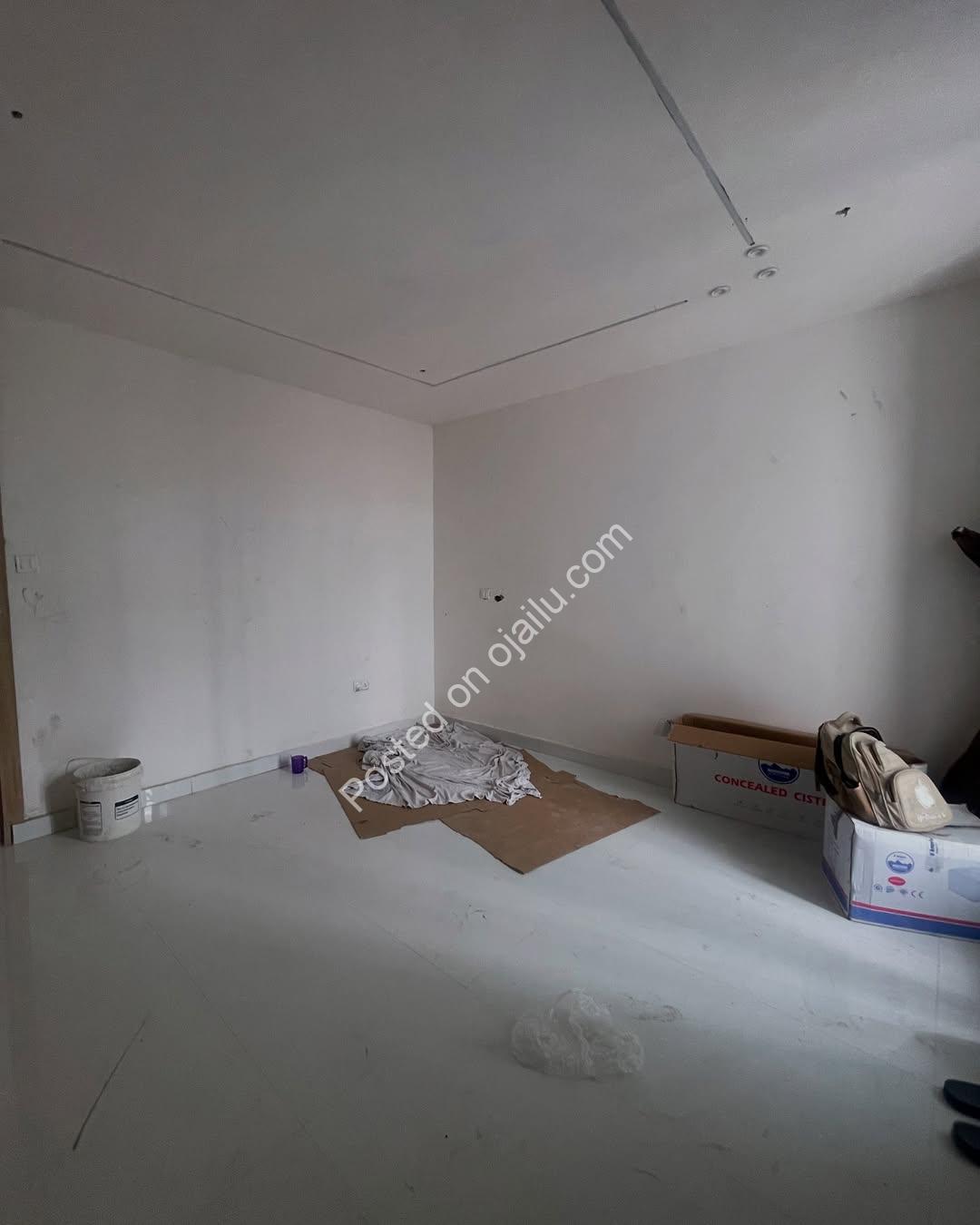 Penthouse-Style 2-Bed in Victoria Island Heart