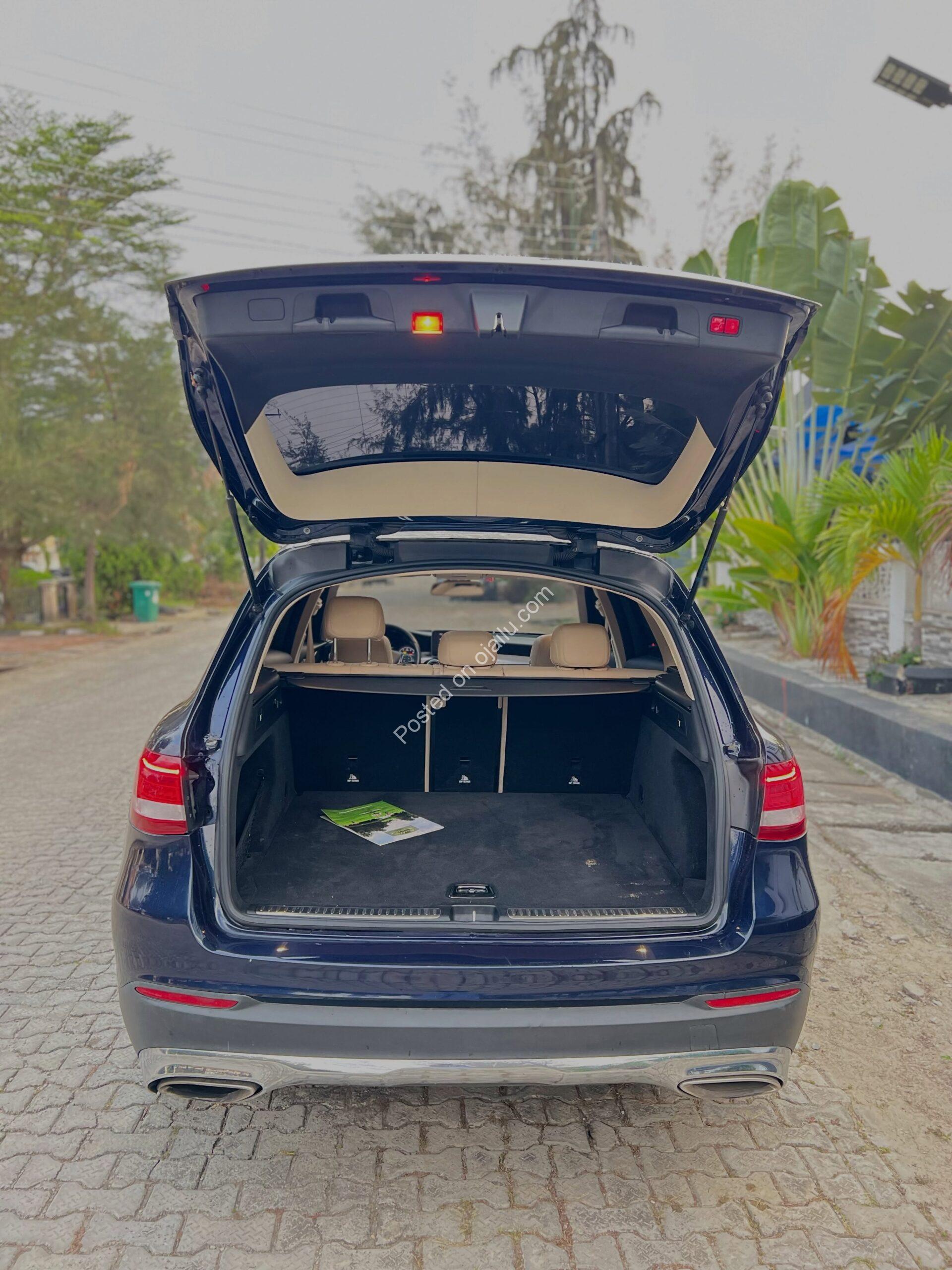 2016 Mercedes GLC300: Luxury & Safety, Accident-Free at 25.5M