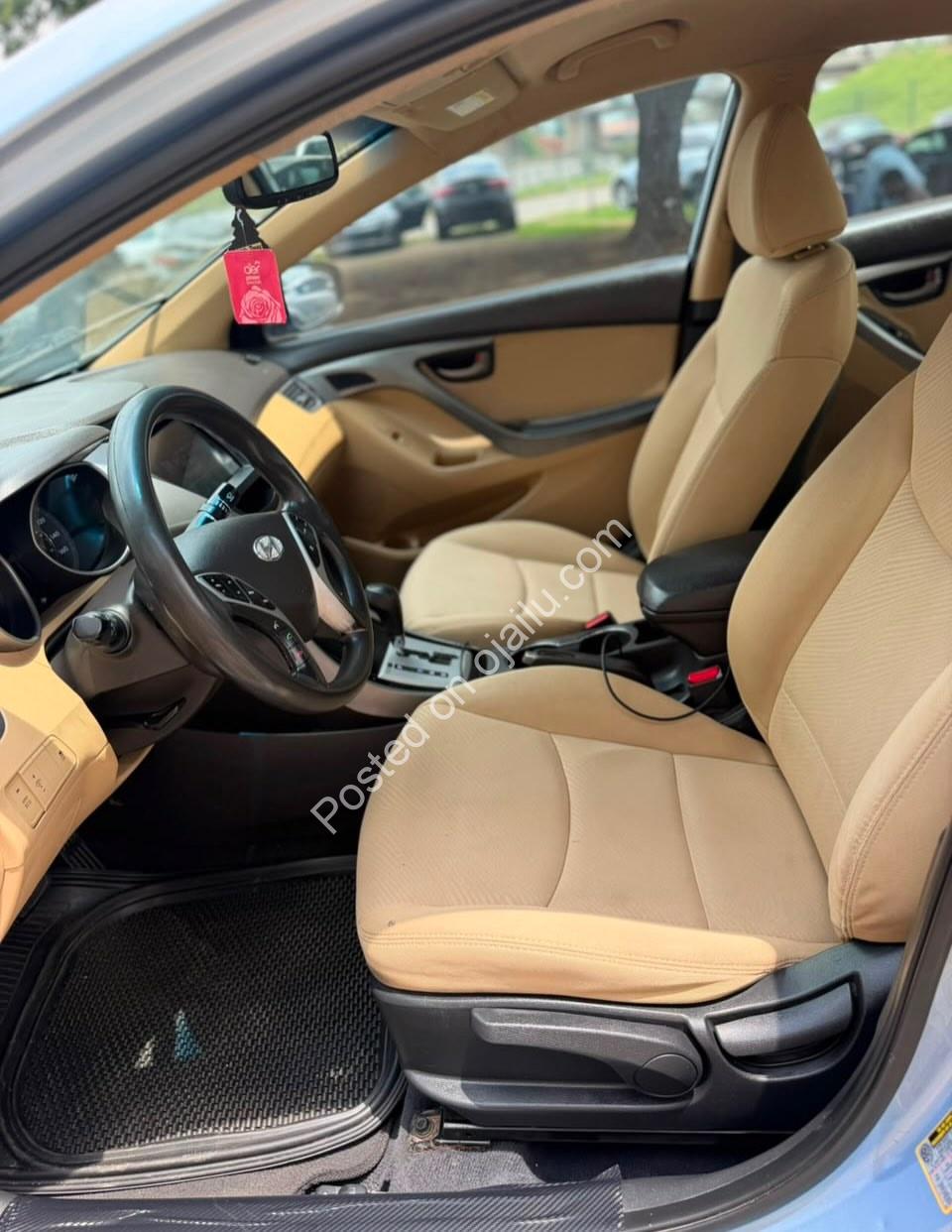 2012 Hyundai Elantra: Super Clean with Reverse Cam.