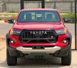 2024 Toyota Hilux GR Sport V6 – Keyless & Fully Loaded