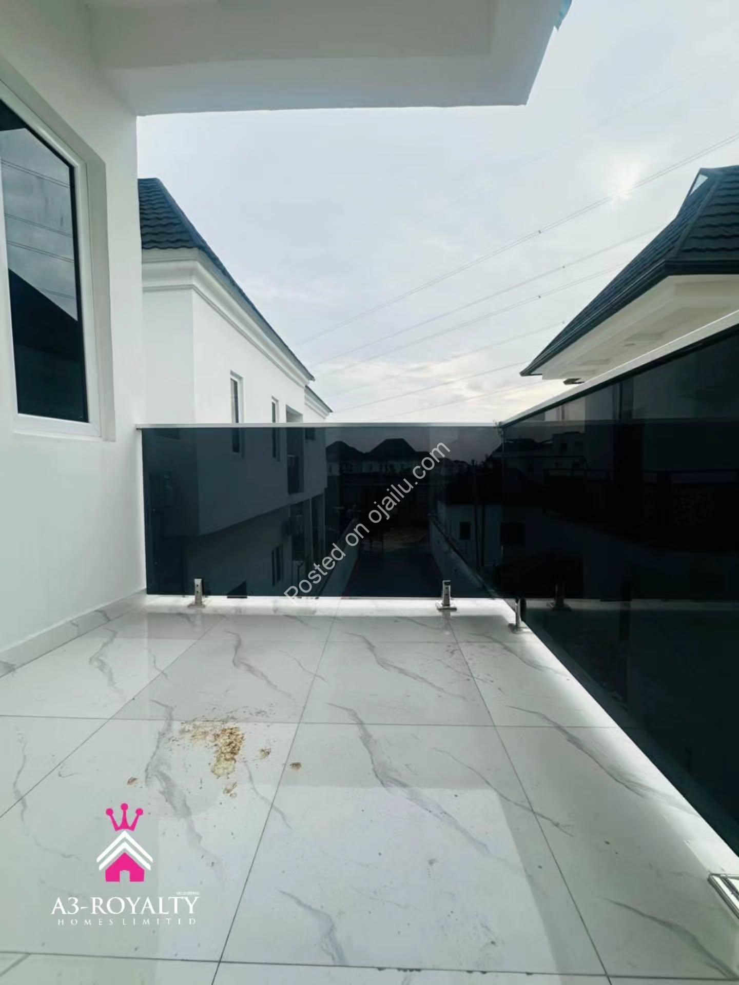 Move-In Ready: 4-Bed Semi-Detached Duplex, Ajah