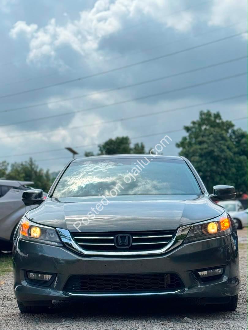 2014 Honda Accord EX-L: Luxury, Keyless & Sunroof – 13.4M