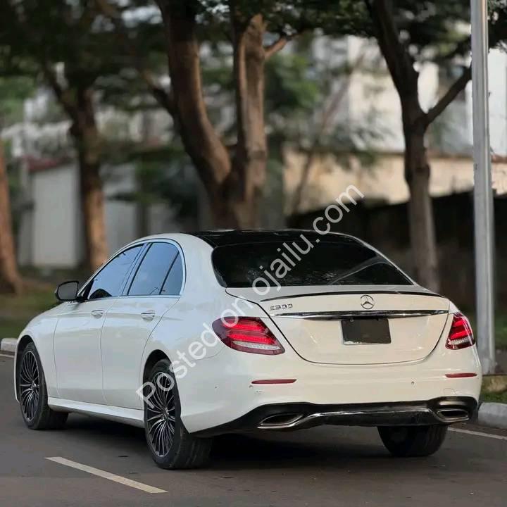 2017 E300 AMG | Luxury Sedan
