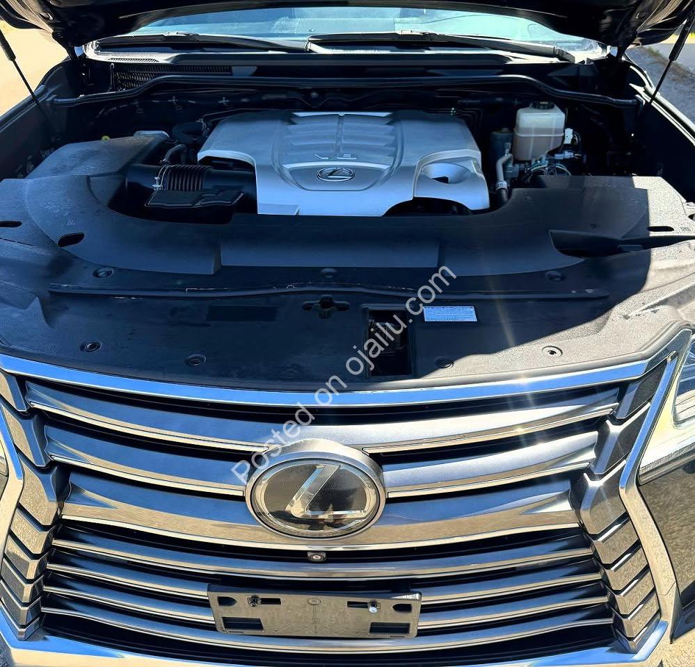 2018 Lexus LX570: Luxury SUV, 8-Cyl Power, Run N’ Drive
