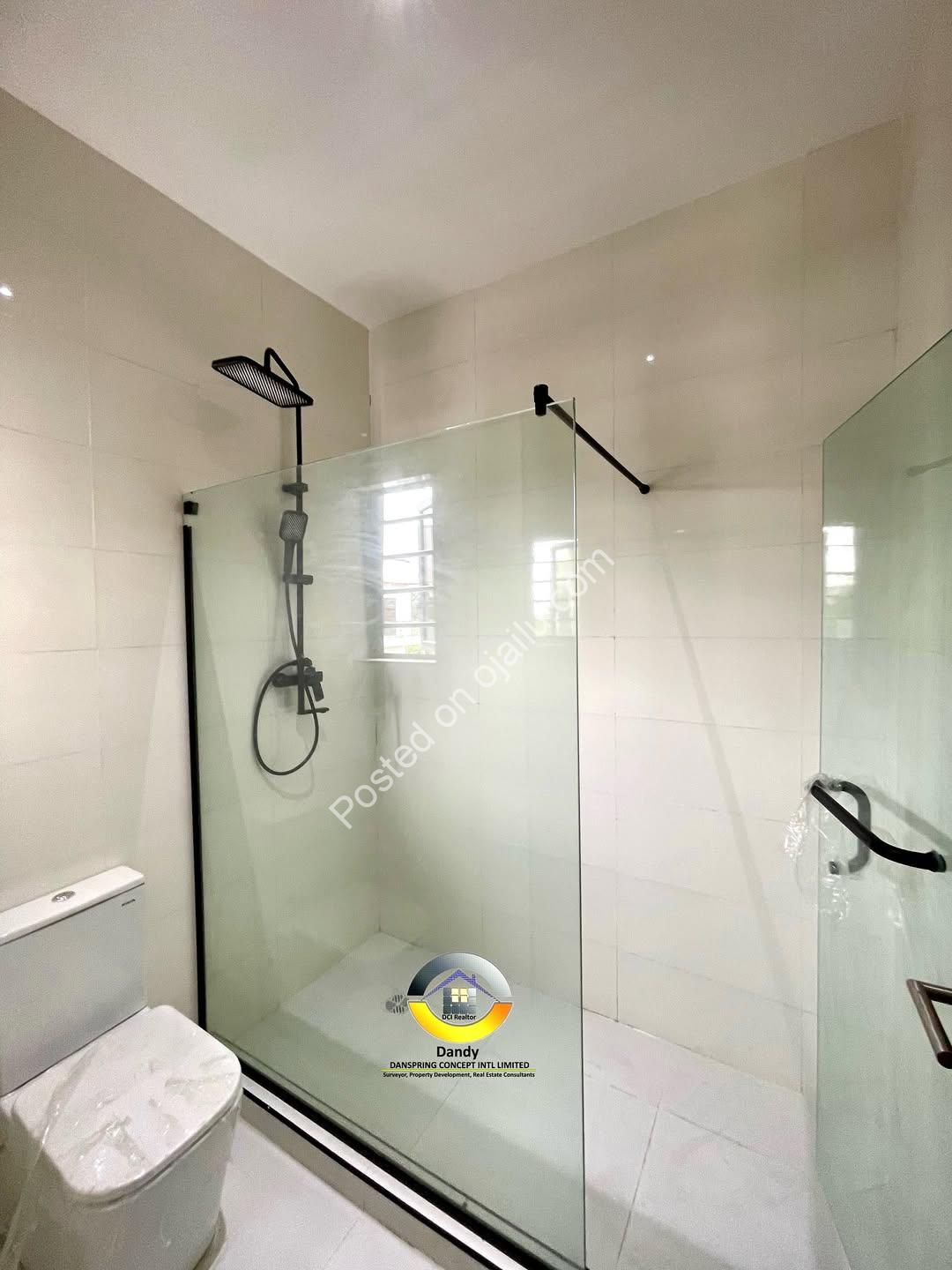 Contemporary 4-Bed Duplex with Smart Home Tech – Sangotedo