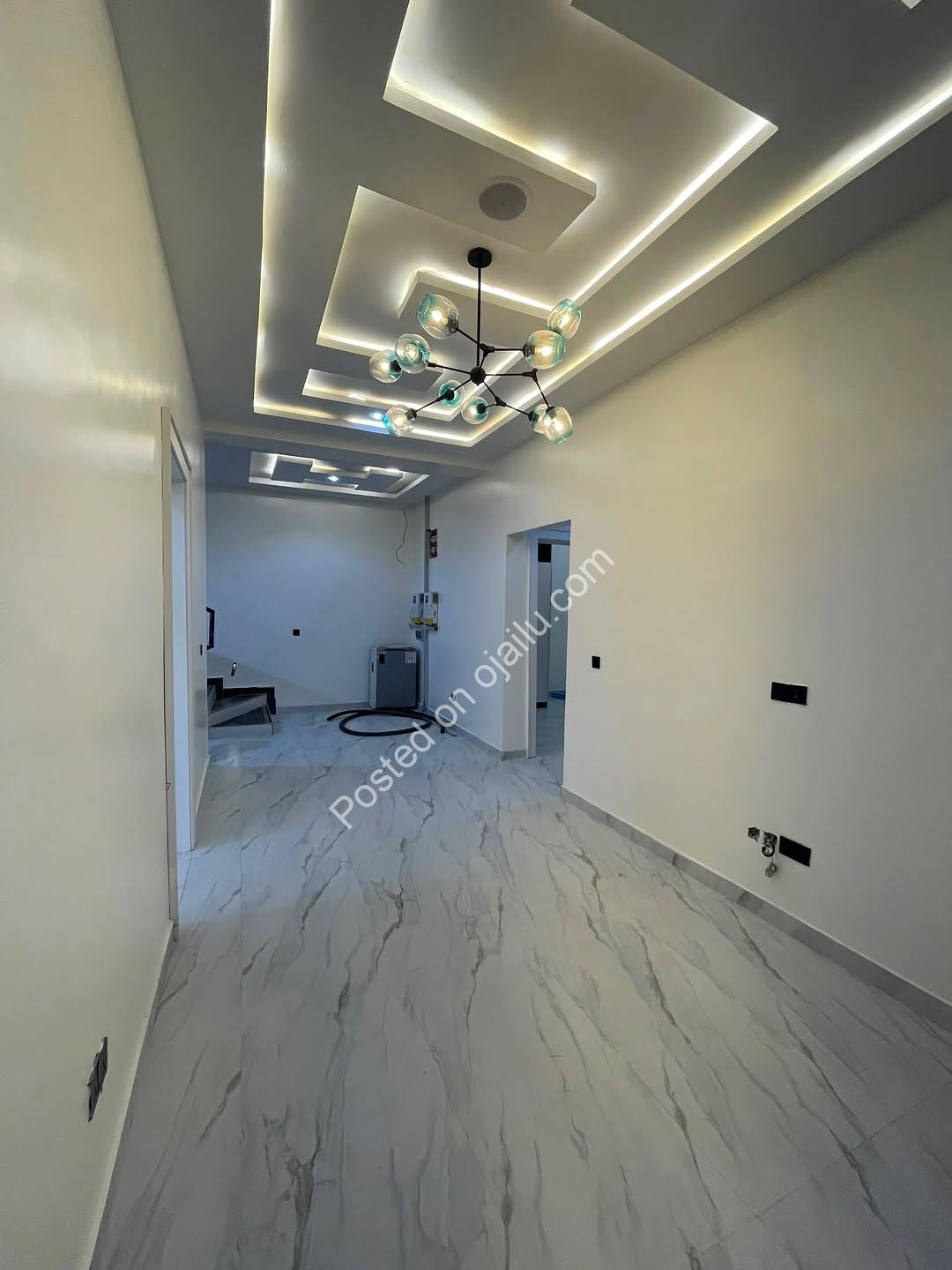 Ikate 4-Bed Terrace Duplex: Flawless Finishes & Prime Address