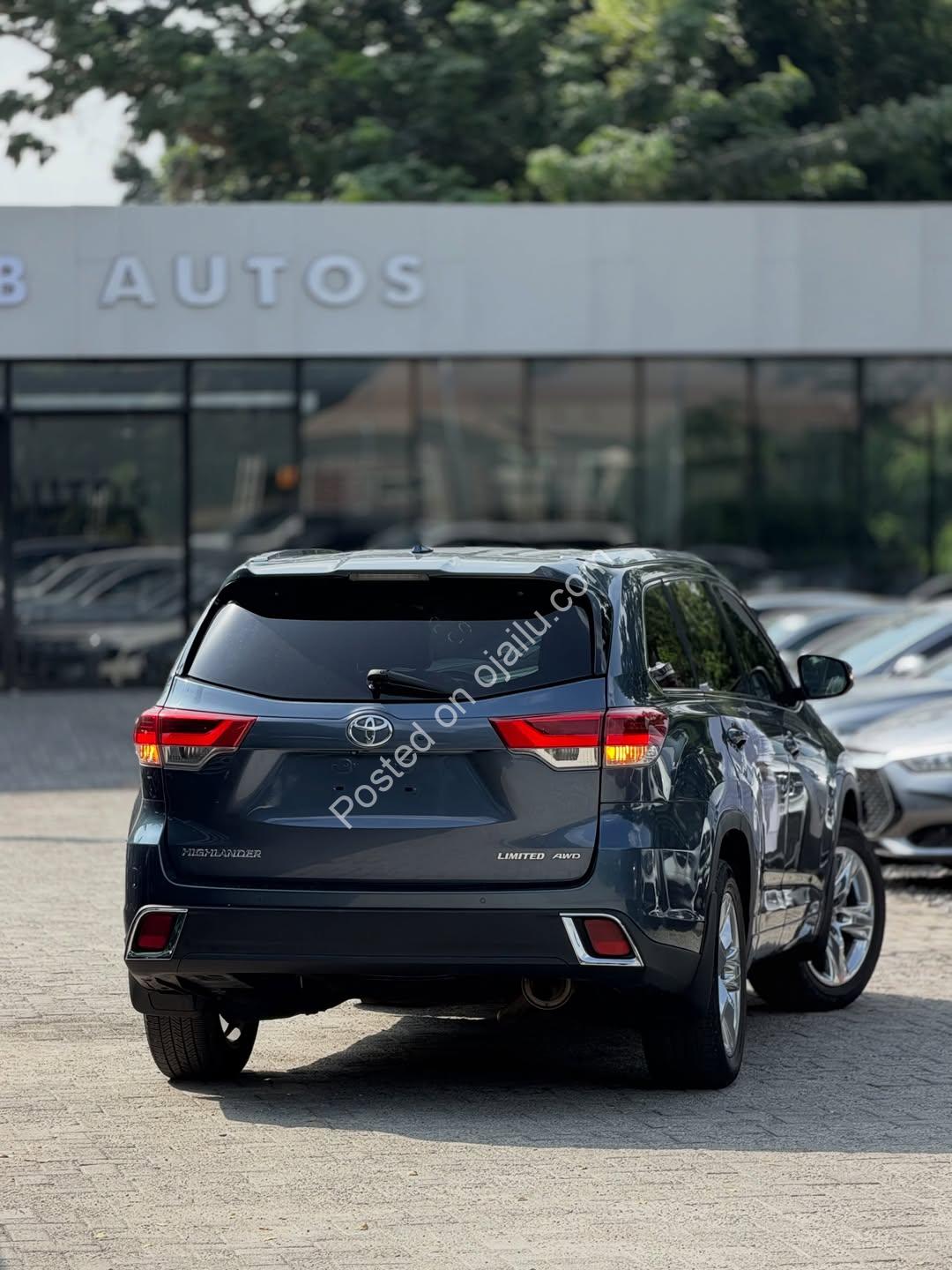 2018 Toyota Highlander Limited – Immaculate & Duty-Paid