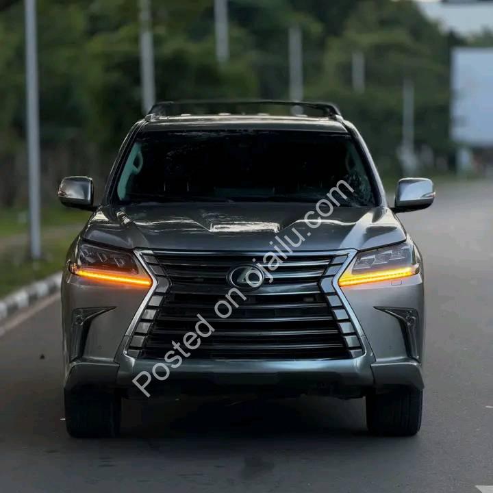 **2018 LX570 V8: Luxury SUV, 39K Miles**