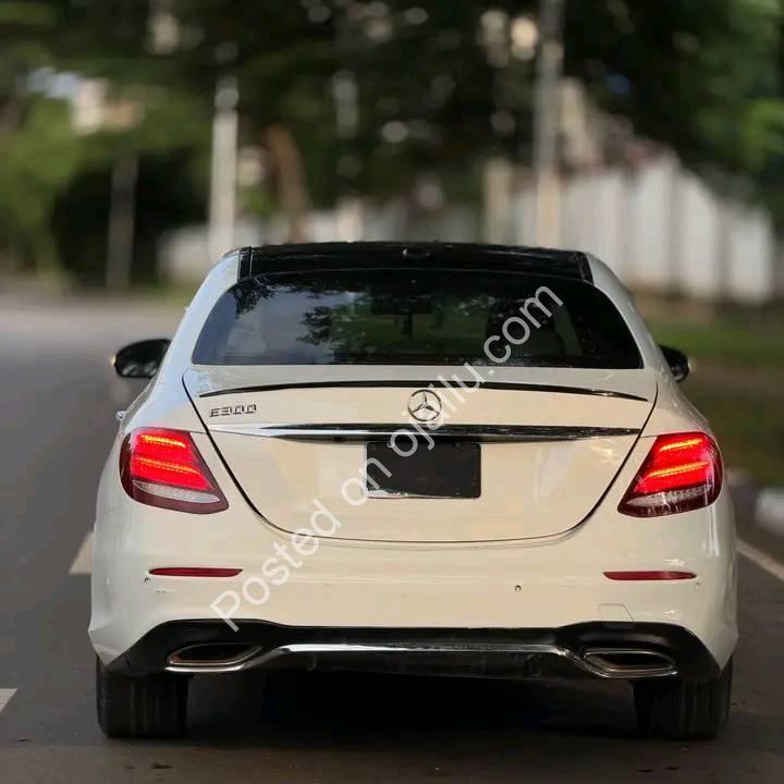 2017 E300 AMG | Luxury Sedan