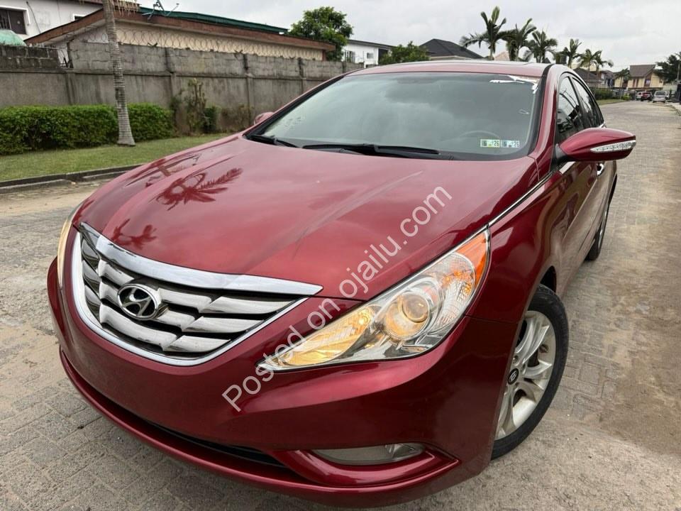 Red-Hot Hyundai Sonata – Smooth, Sharp & Turn-Key Ready!