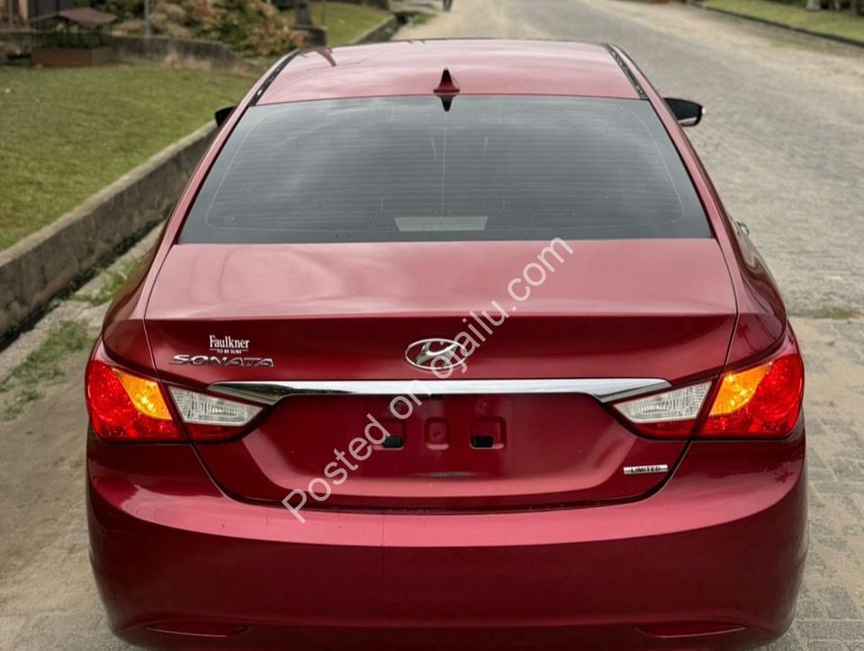 Red-Hot Hyundai Sonata – Smooth, Sharp & Turn-Key Ready!