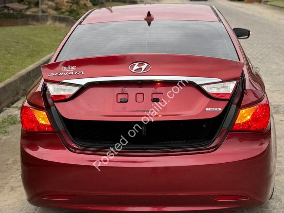 Red-Hot Hyundai Sonata – Smooth, Sharp & Turn-Key Ready!