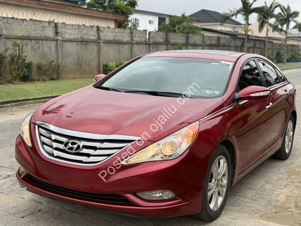 Red-Hot Hyundai Sonata – Smooth, Sharp & Turn-Key Ready!