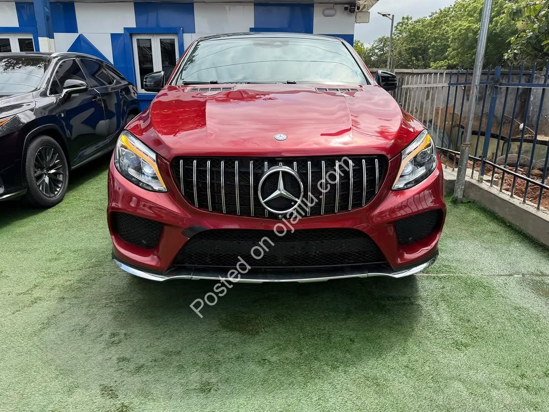 2016 Mercedes GLE 450 AMG: Pristine Tokunbo, Lowest Mileage