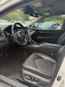 2018 Toyota Camry SE – Low Miles