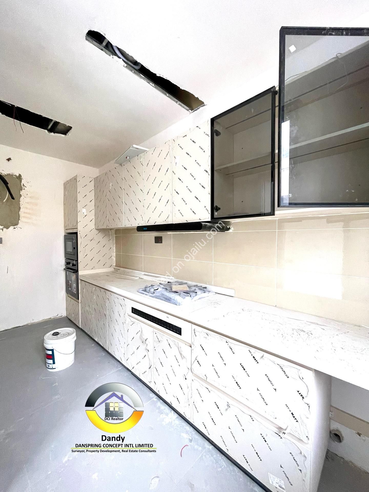 Stunning 2BR w/ Elevator & Bluetooth Speakers, Lekki Phase 1