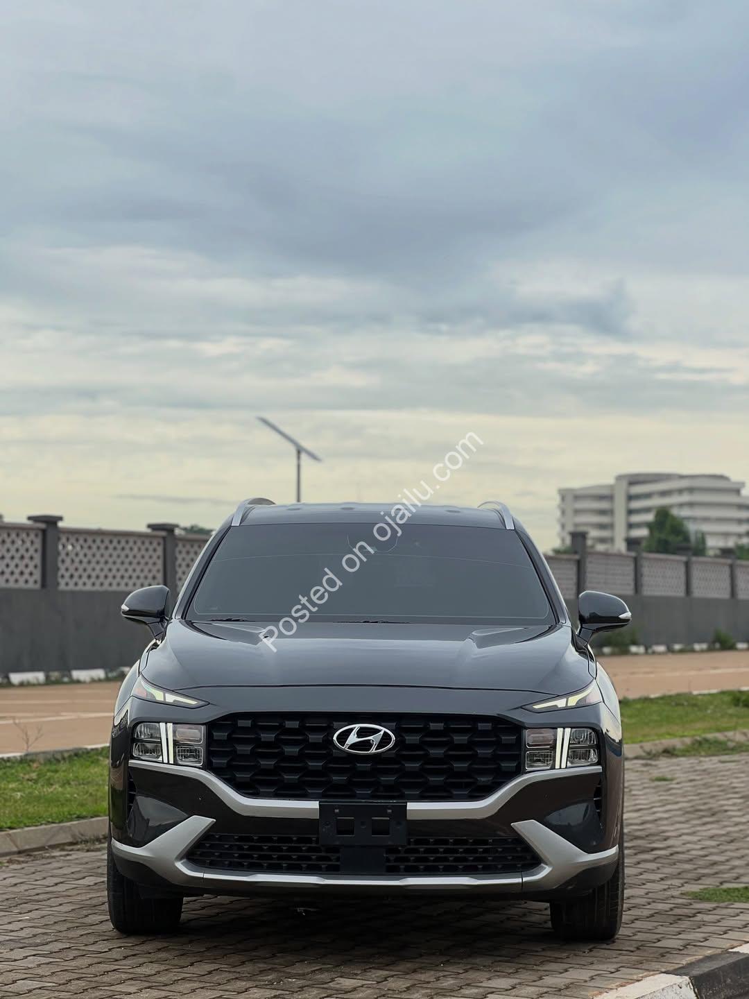 2023 Hyundai SantaFe SEL – Duty Paid & Delivered!
