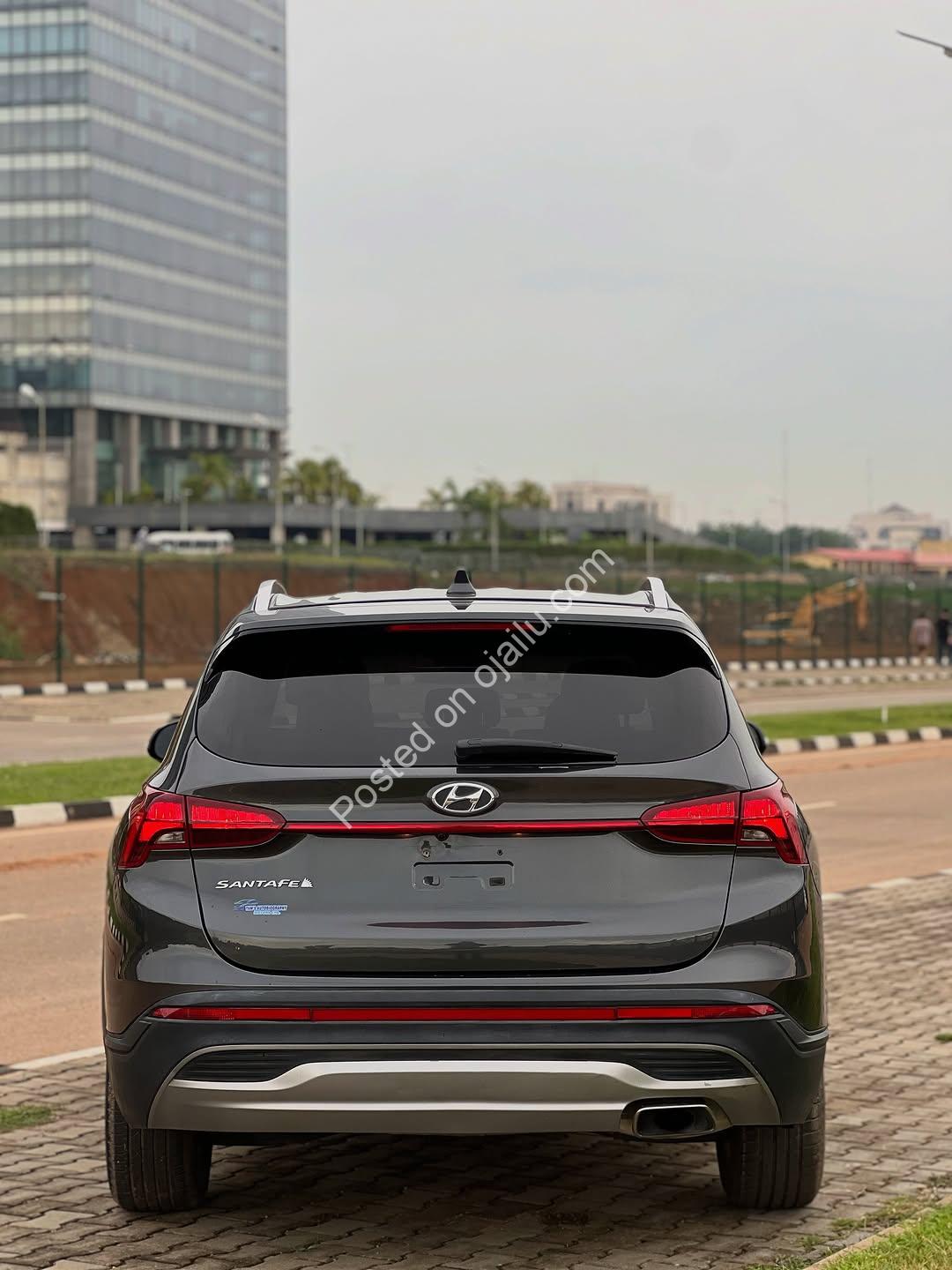 2023 Hyundai SantaFe SEL – Duty Paid & Delivered!