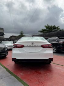 2019 Camry XLE: V6 Luxury & Tech for Less