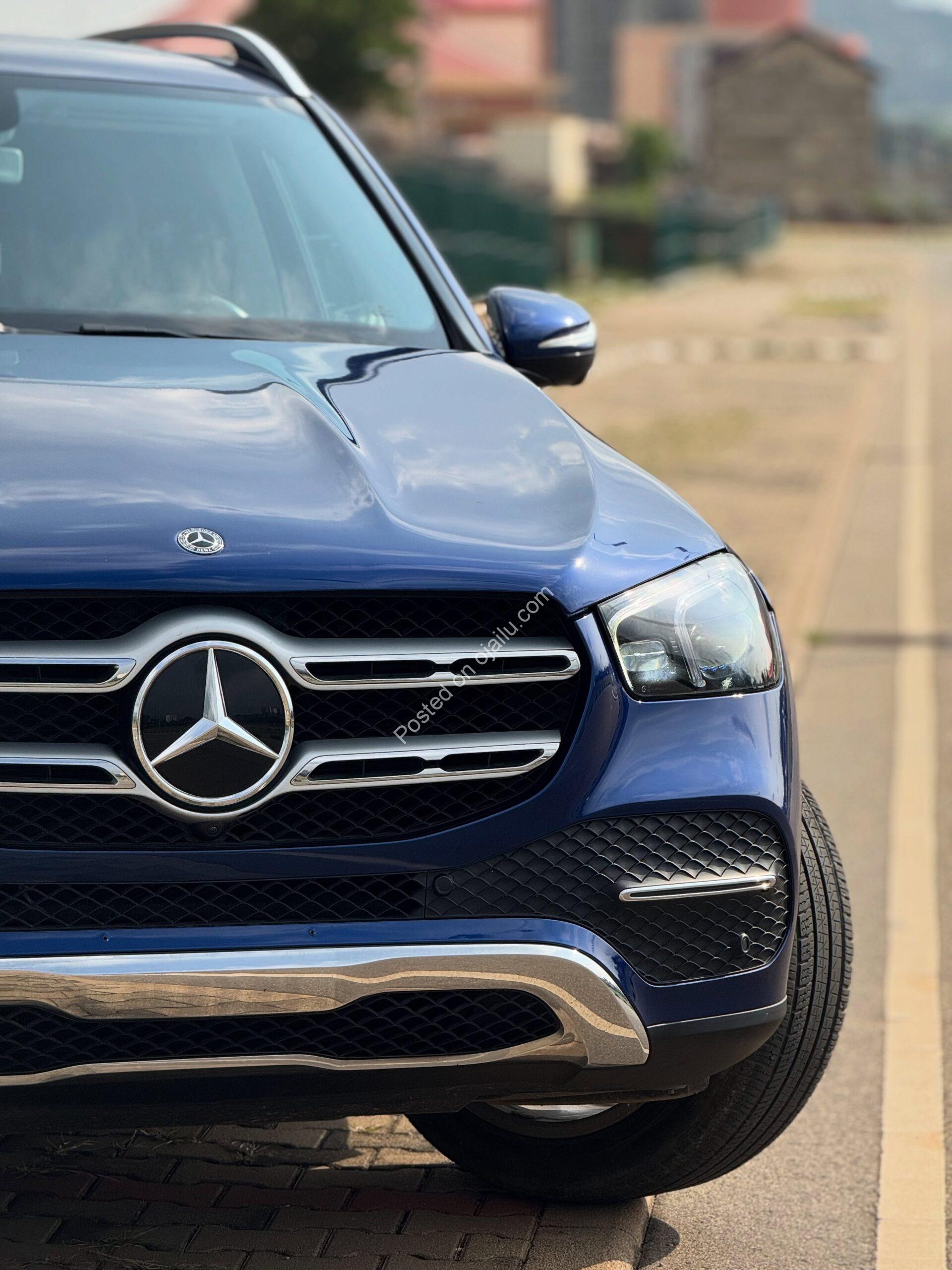 2020 GLE350: Premium Blue & Brown, Burmester Sound