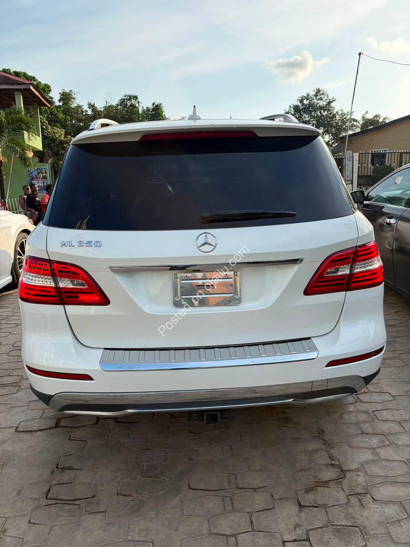 2013 Mercedes ML350 | Panoramic Roof | Thumbstart | 21M Only