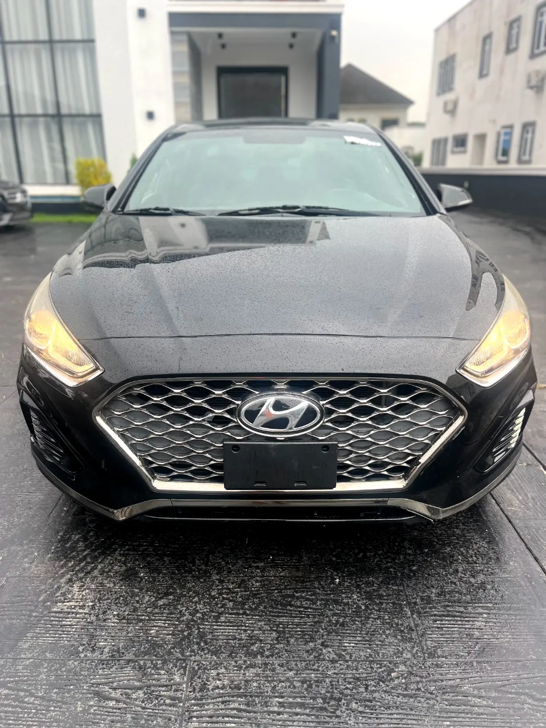 2017 Hyundai Sonata Sport: Sunroof, Thumbstart, 16.5M