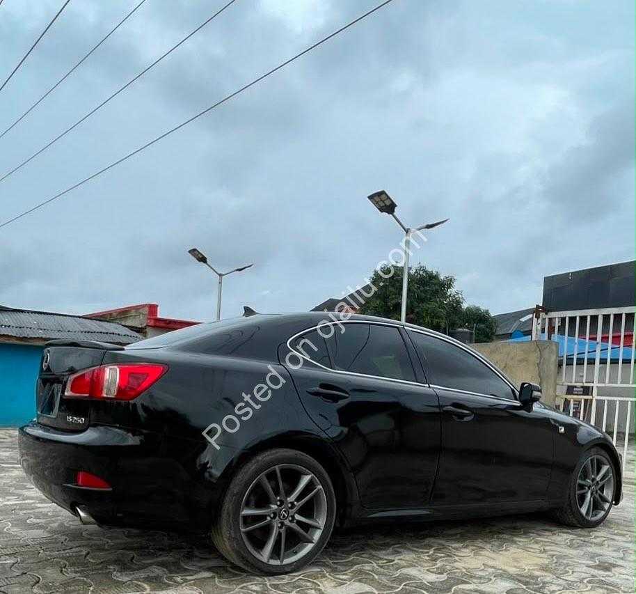 2010 Lexus IS250: Sport Luxury, Low Price!