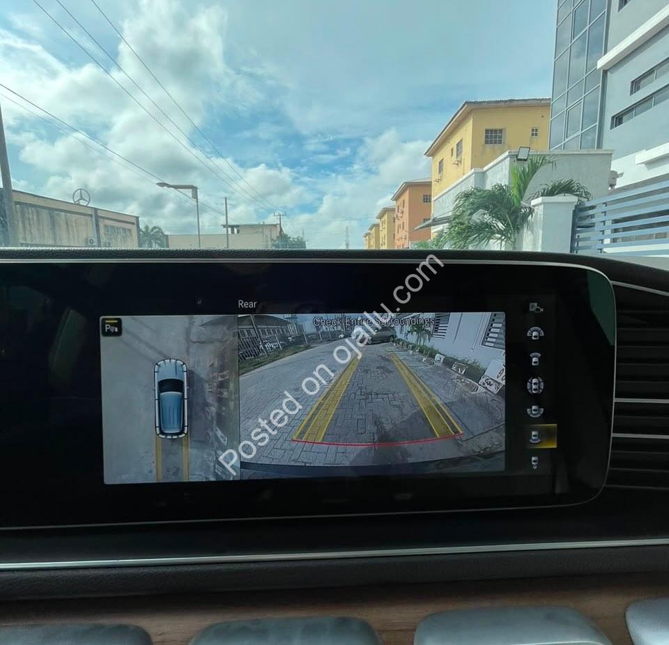 2021 Mercedes GLE350: Luxury, Panoramic Sunroof & 360° Camera – Drive Home Today!