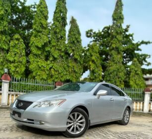 2009 Lexus ES350: Panoramic Roof