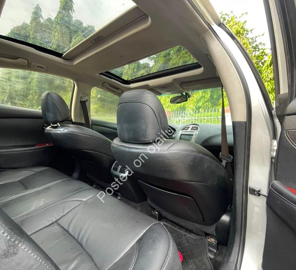 2009 Lexus ES350: Panoramic Roof, Push-Start, Premium Comfort – 8.9M Naira