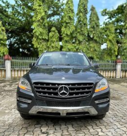2015 Mercedes ML350: Luxury SUV