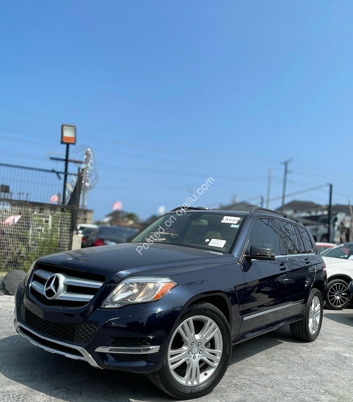 Fresh Import: 2014 Mercedes GLK350 4Matic – Panoramic Roof & Camera
