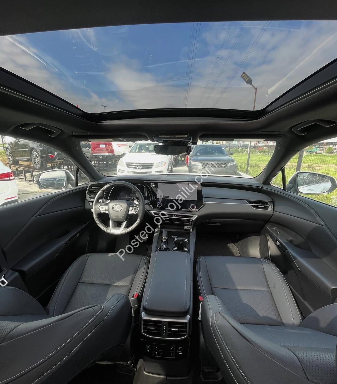 2026 Lexus RX350 AWD – Panoramic Luxury