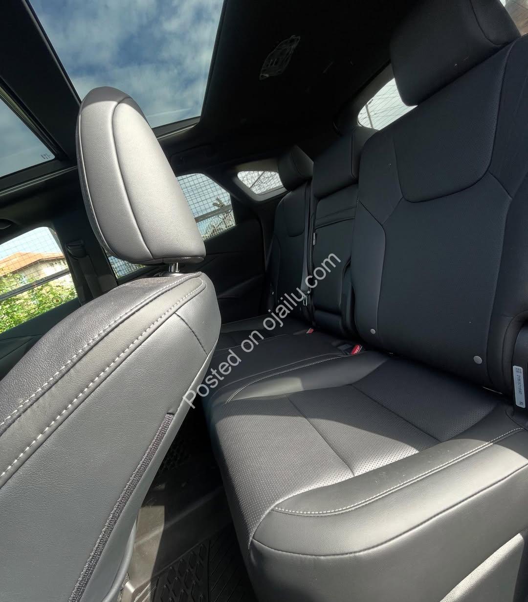 2026 Lexus RX350 AWD – Panoramic Luxury