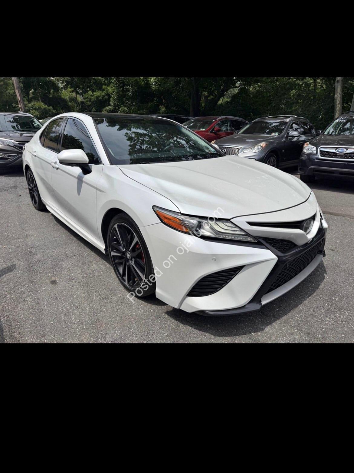 2018 Toyota Camry XSE V6 – Premium & Fully Loaded!