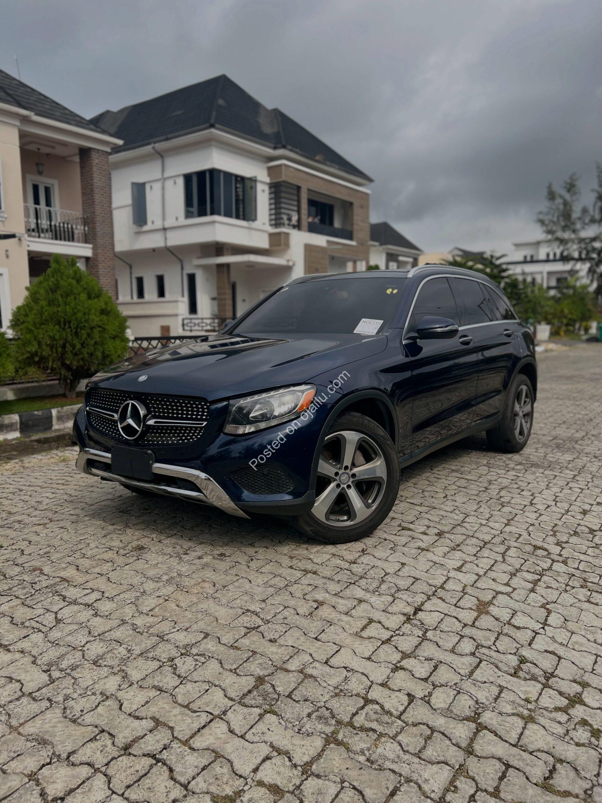2016 Mercedes GLC300: Luxury & Safety, Accident-Free at 25.5M