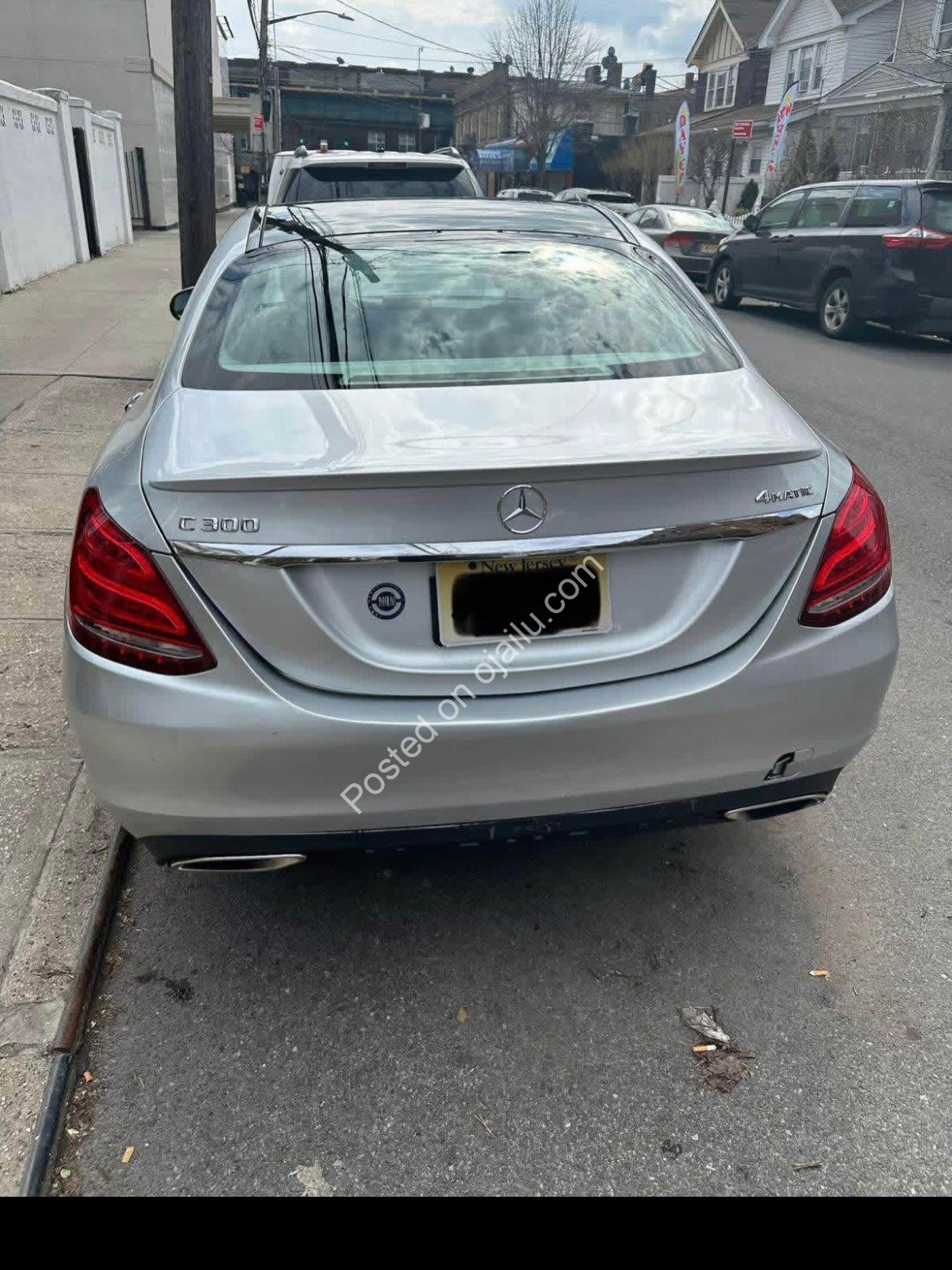 2016 Merc C300 4Matic: Luxury & Safety, 18M