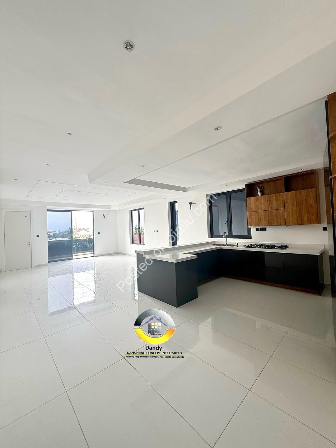 Brand New 2BR in Lekki Phase 1 – Elevator, Pool & Gym Included