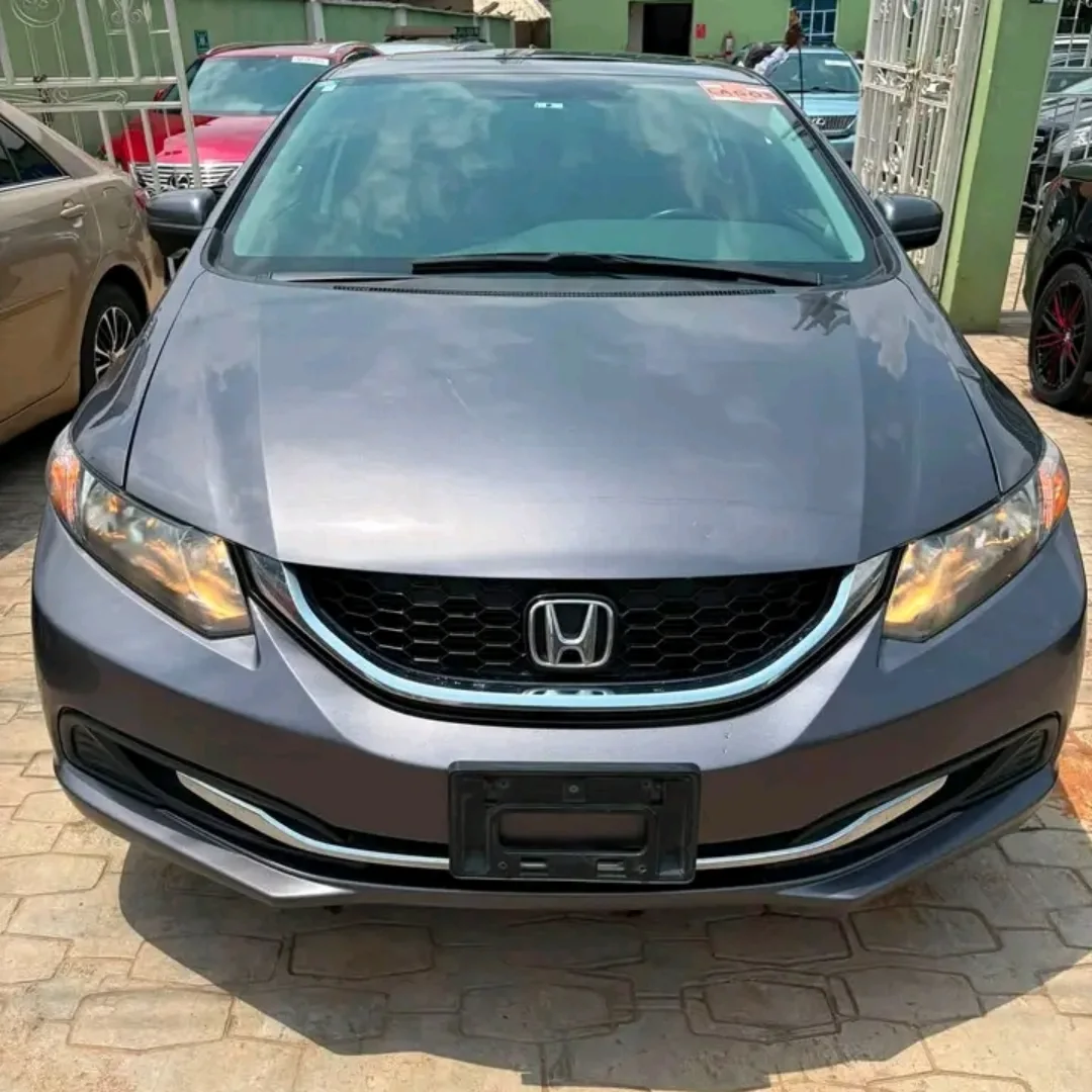 “Immaculate Tokunbo 2015 Honda Civic – Fully Loaded & Pristine”